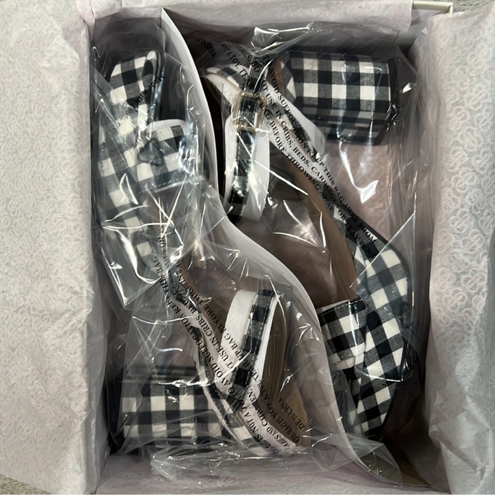 New Bandolino Gingham Black White Checkered Block Heel Ankle Strap Sandals - Picture 9 of 10